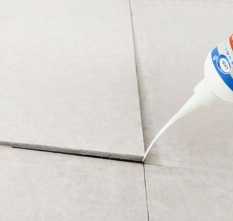 都匀瓷砖空鼓维修公司分享卫生间瓷砖脱落的原因可能有以下几点